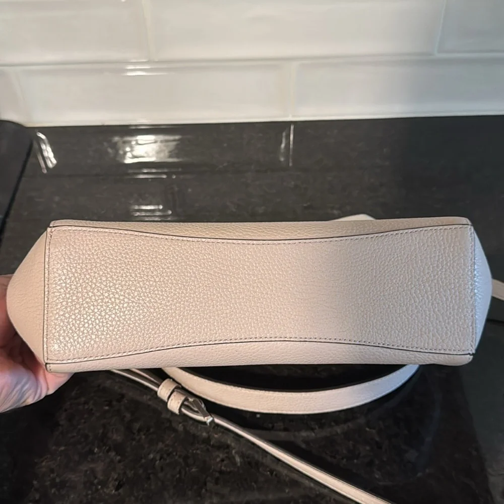 Kate Spade Crossbody - Picture 7 of 7